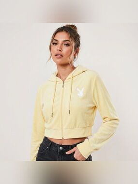Playboy Women’s Plush / Fleece Full-Zip Cropped Hoodie size L